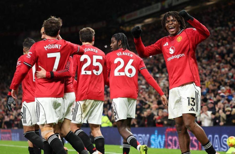 曼联1-0赢球却揭开更残酷现实:切尔西利物浦同分,三队争一个欧冠位?