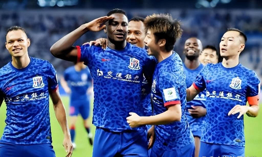 塞超豪门外援中卫正式加盟上海申花,蒋圣龙留洋德甲传闻遭俱乐部辟谣