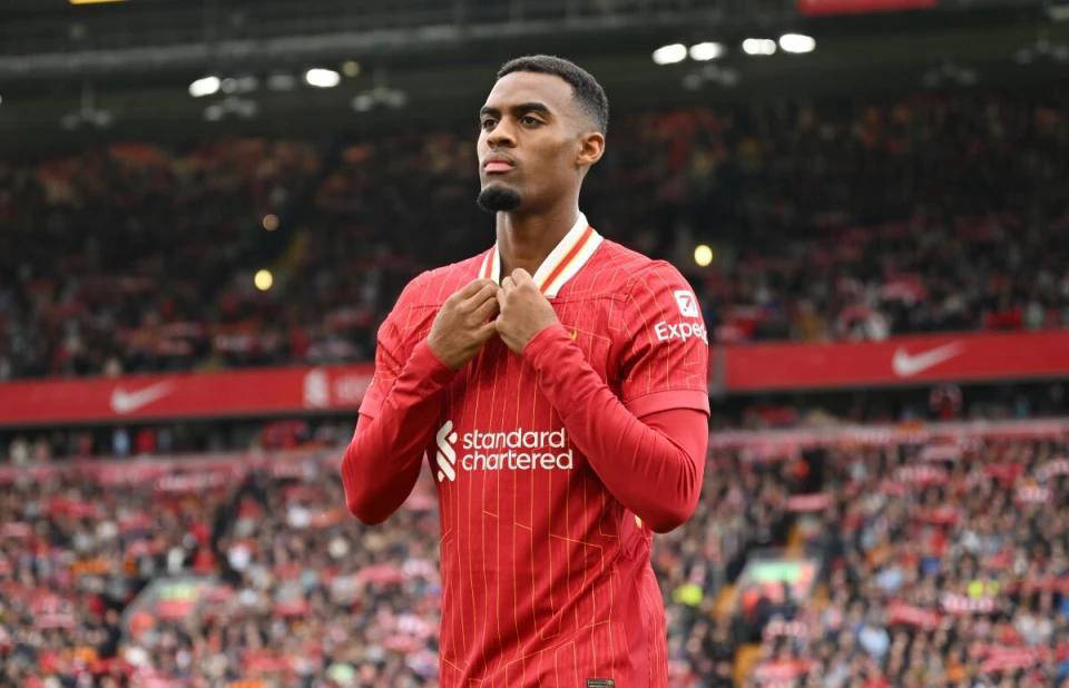 利物浦重磅续约中场核心,周薪高达28万英镑,球队薪资结构迎来新挑战